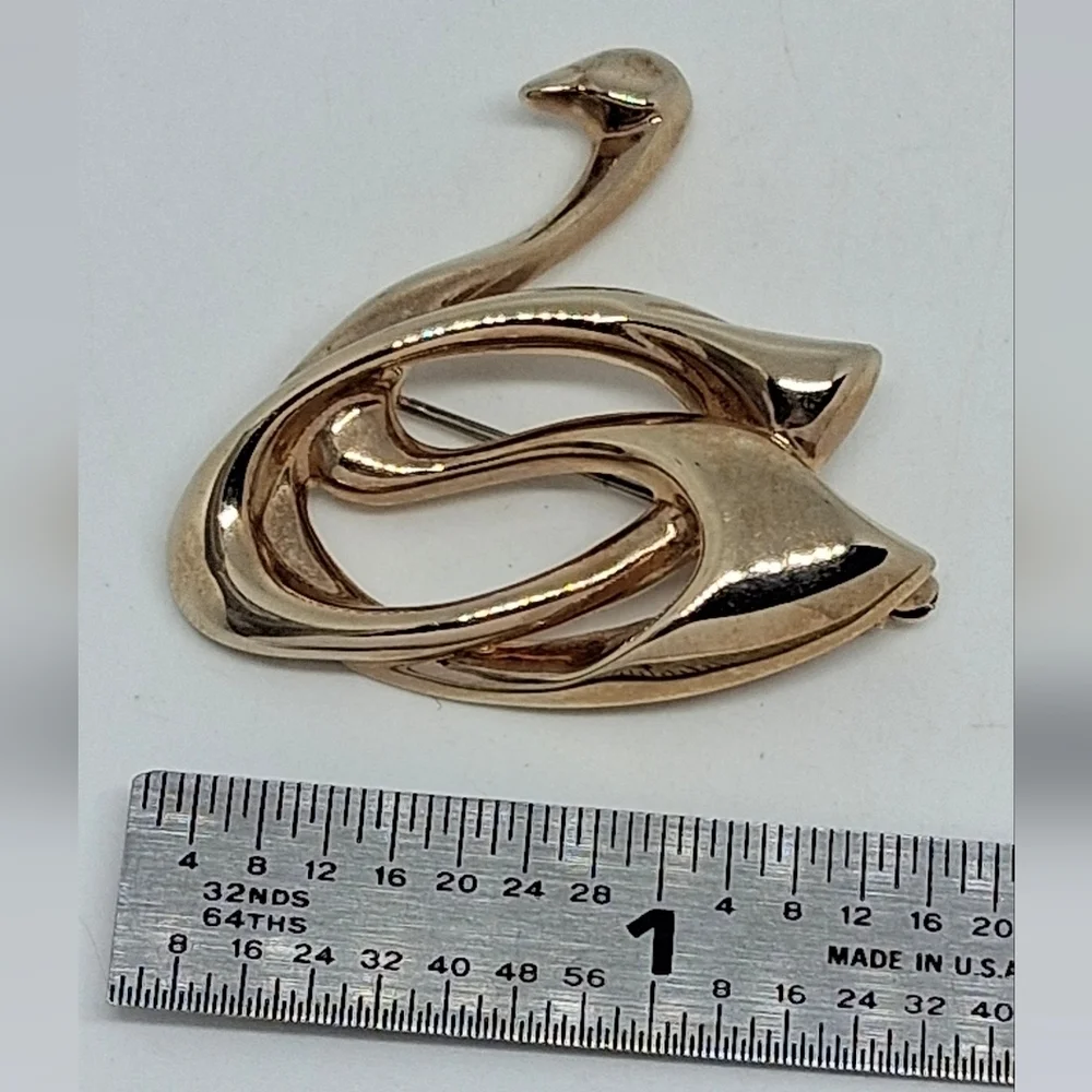* Vintage Krementz Rose Gold Tone Swan Pin Brooch